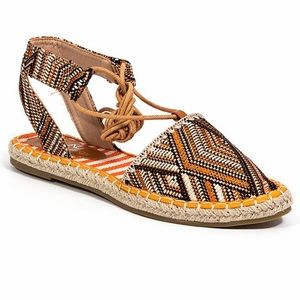 🟧 Aztec Print Flat Espadrille with Laces 🟧